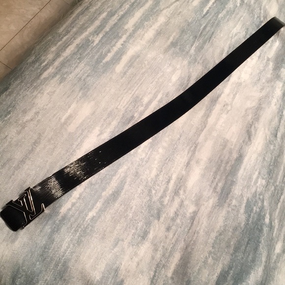 Authentic Louis Vuitton Black belt - Picture 8 of 8